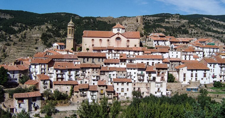 Linares de Mora